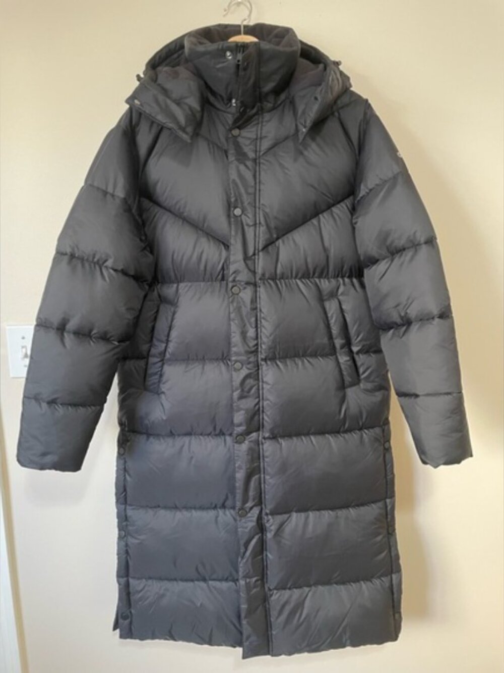 NEW ALO Gold Rush Puffer Trench Long Coat Jacket | US XS Unisex - Picture 7 of 14